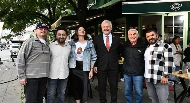 Lüleburgaz Belediye Başkanı Dr. Murat Gerenli, usta oyuncularla bir araya geldi