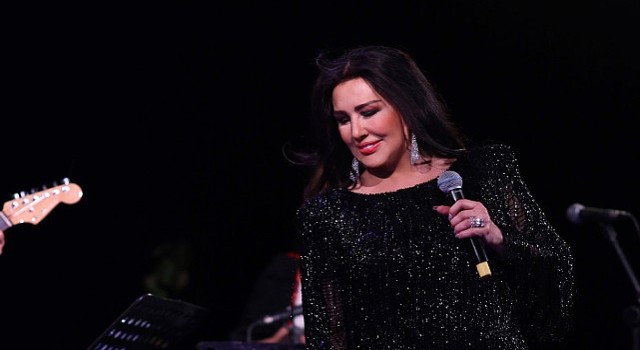 Nükhet Duru, Bodrum;da Muhteşem Bir Geceye İmza Attı!