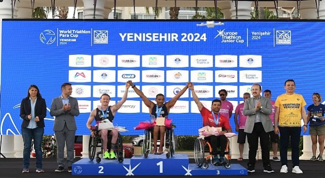 Yenişehirdeki Dünya Paratriatlon Kupasında tarih yazıldı