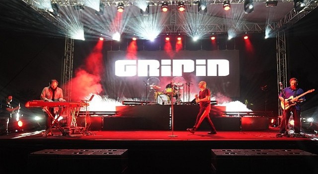 Egeli gençler Gripinle coştu