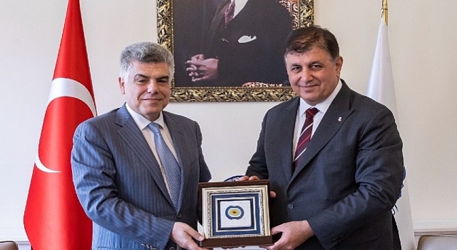 Yunanistanın İzmir Başkonsolosundan turistlere İzmir daveti