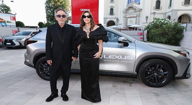 Lexus Tüm İhtişamıyla Üst Üste 8. Kez Venedik Film Festivalinde Kırmızı Halıda