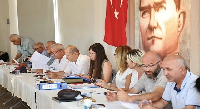 Başkan Denizli müjdeli haberi verdi: Alaçatıda 31 yıllık kangren son buldu