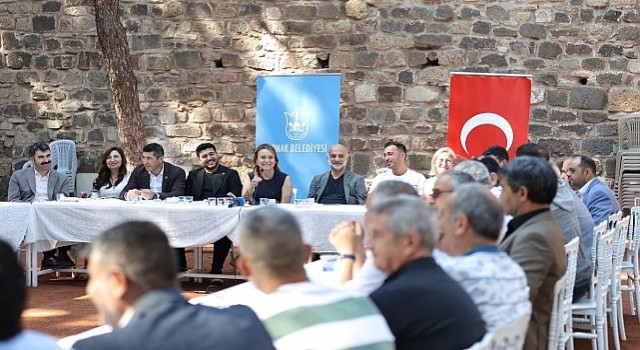 Başkan Mutlu Kadifekalede muhtarlarla buluştu