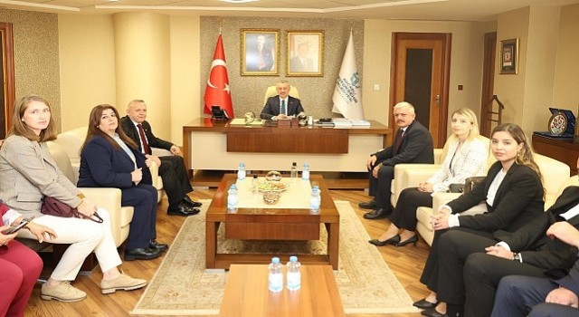 MHP İl Başkanı Batı ve yönetimi, Başkan Büyükakını ziyaret etti