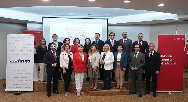 Akbank Dönüşüm Akademisi&#39;nden KOBİlerin Dijital ve Yeşil Dönüşüm Süreçlerine Destek