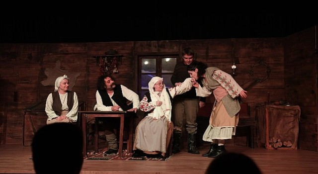 Nevbahar Mübadele Yüzyıllık Sürgün Osmangazide sahnelendi