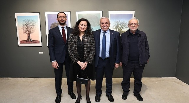 Nilüferde ”Yerle Gök Arasında” yolculuk 