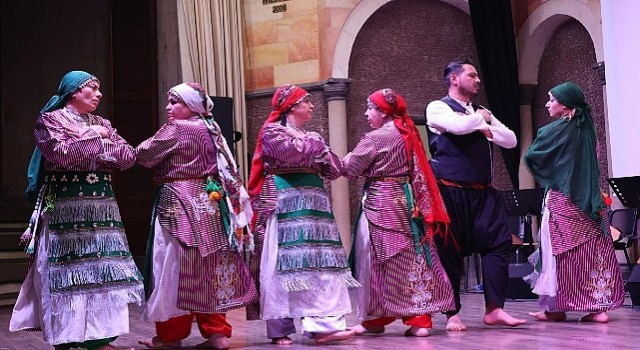 Orta Anadolu Türküleri İzleyiciden Tam Not Aldı