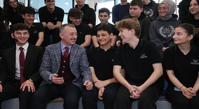 Sanat Kafe, Başkan Büyükakının söyleşisiyle açıldı