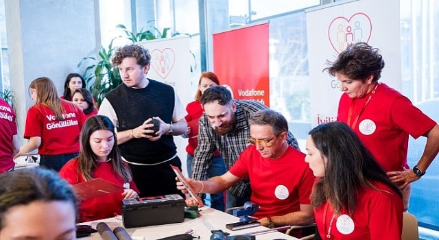 Vodafone Vakfı ve “Hayat Tamircisi” Hasan Kızıldan Engelli Hayvanlara Özel Proje