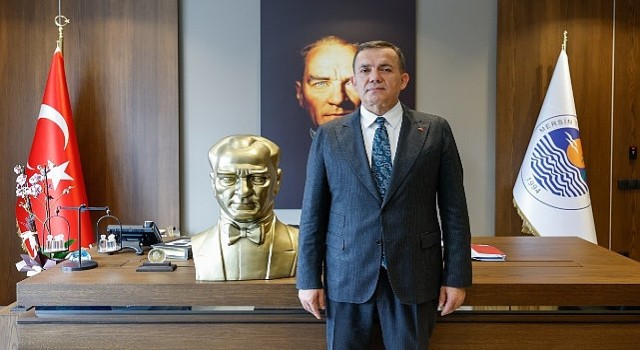 Yenişehir Belediyesi Fransada çalınan Atatürk büstünün yerine yenisini gönderdi