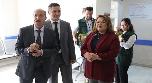 Başkan Gençaydan sağlık çalışanlarına jest