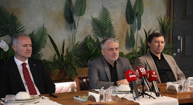 Başkan taban basın mensuplarıyla iftarda buluştu  