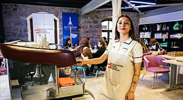 Başkan Tugay, Meslek Fabrikasında Güler Sabancıyı ağırladı