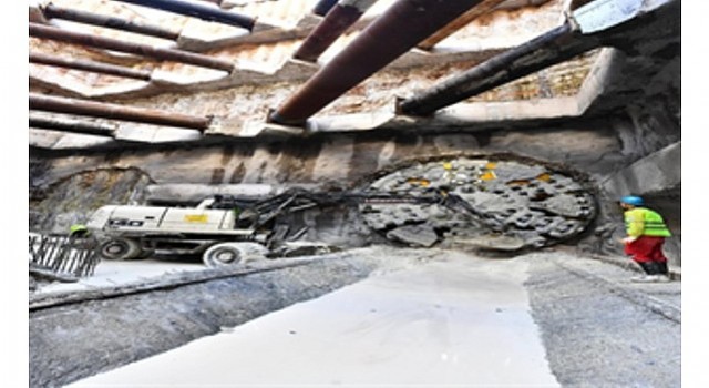 Buca Metrosunda yoğun tempo