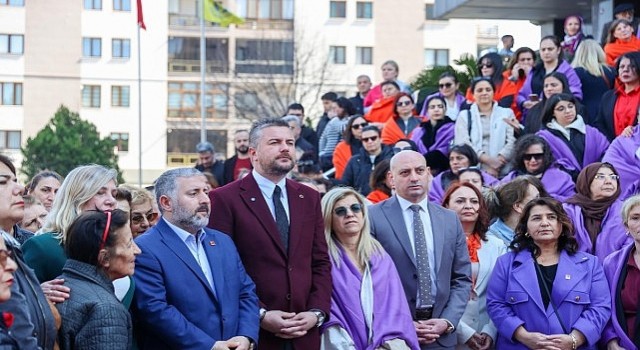 Bucada balonlar gökyüzüne kadın emeği için yükseldi