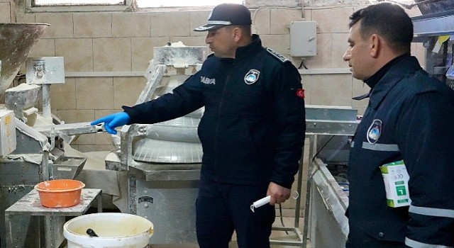 Burhaniye Belediyesinden Gıda Güvenliği İçin Sıkı Denetim
