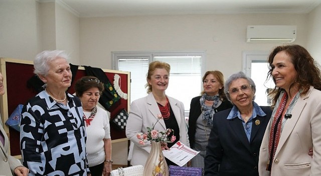 Karşıyakada “Yaşlılara Saygı Haftası” coşkulu başladı