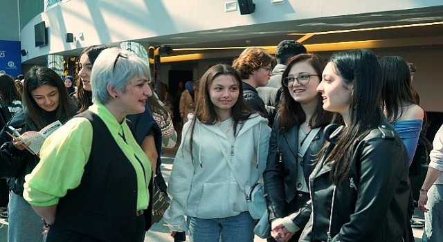 Konferansta 2200 öğrenci geleceğini planladı