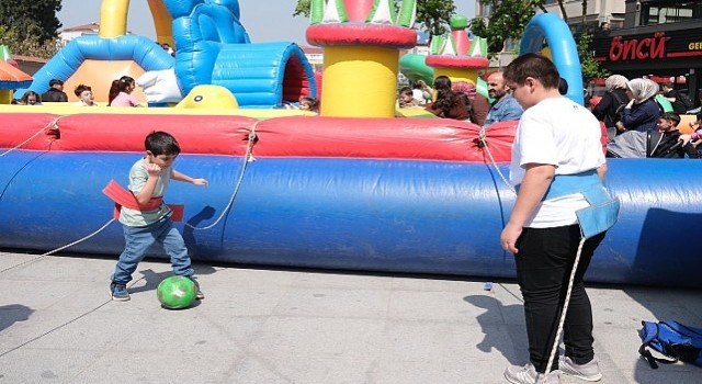 23 Nisan coşkusu Kocaelinin dört bir yanında