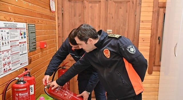 Büyükşehir İtfaiyesinden Üç Ayda 62 bin 451 Kişiye Yangın Eğitimi