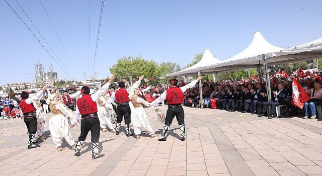Çankayada 23 Nisan Coşkusu Ataparkta Başladı