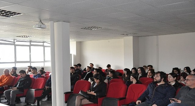 Dr. Çisem Altunayar Ünsanal “Fen Bilimleri Enstitüsünden NASA ya Yolculuk” hikâyesini anlattı