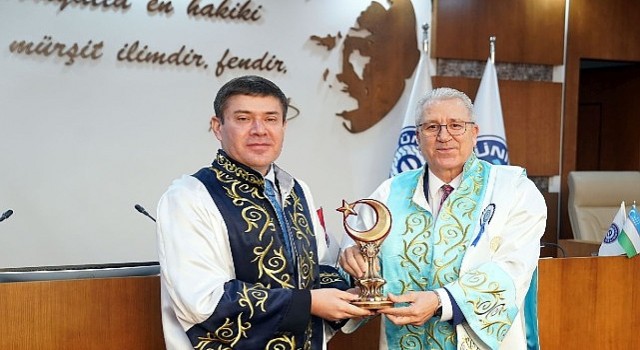 Ege Üniversitesi, Özbekistan Yükseköğretim Kurulu Başkanı Prof. Dr. Odil Abdurakhmanova Fahri Doktora unvanı verdi