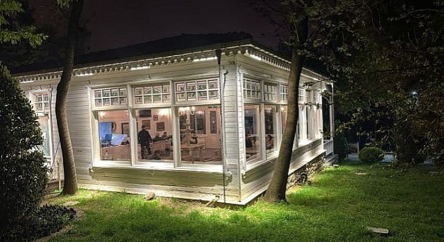 İstanbul Büyükşehir Belediyesinden 23 Nisan depremi sonrası tam koordinasyonlu müdahale