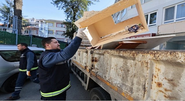 Konakta mobilya atıkları ücretsiz toplanıyor