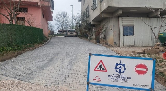 Körfezin köylerine parke taşı döşeniyor