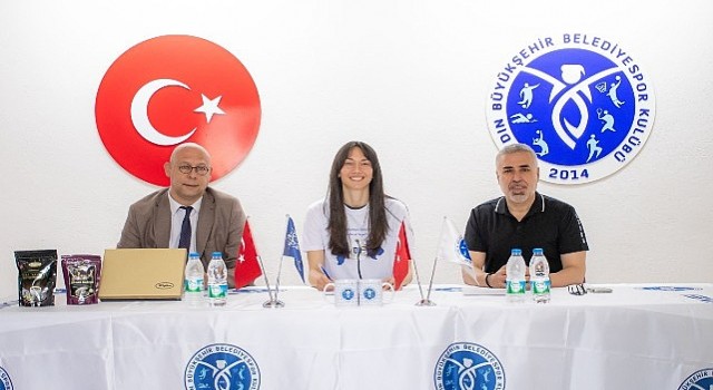 Aydın Büyükşehir Belediyespor, Kaptan Fatma Şekerci ile Yola Devam Ediyor