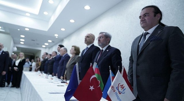 Azerbaycanın başkenti Baküde, Ankara Üniversitesi Sağlık Turizmi İrtibat Bürosu açıldı.