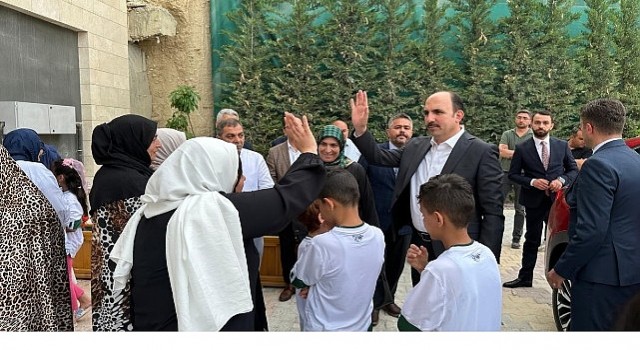 Başkan Altay Konyada Misafir Edilen Gazzeli Ailelerle Buluştu