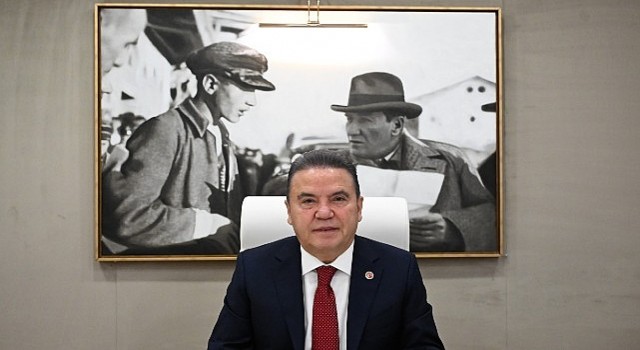 Başkan Muhittin Böcekin Anneler Günü Mesajı