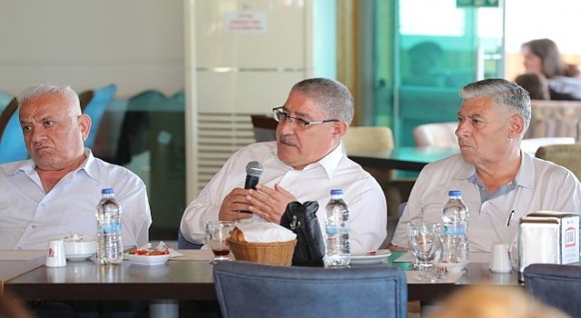 Başkan Önal, muhtarlarla buluştu - “Daha güzel bir Bayraklı için çalışıyoruz”