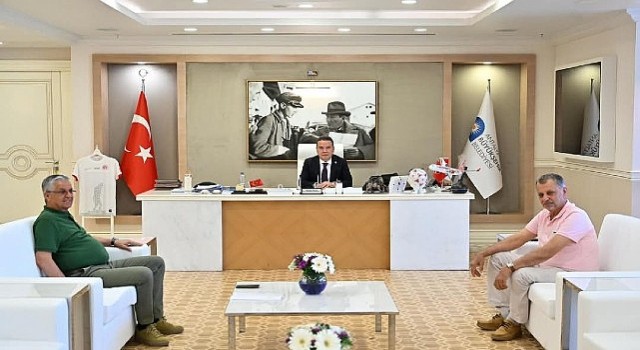 Başkan Topaloğlundan ABB Başkanı Böceke ziyaret