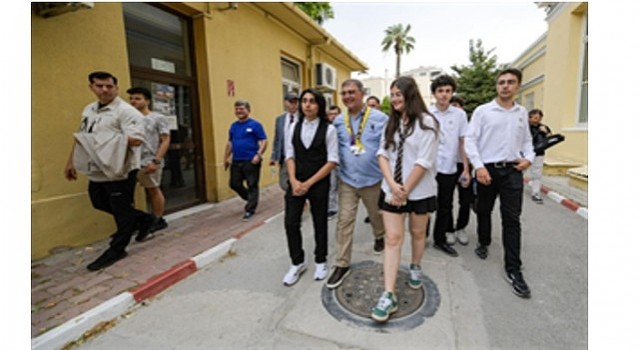 Başkan Tugay: Hepimizin İzmire borcu var