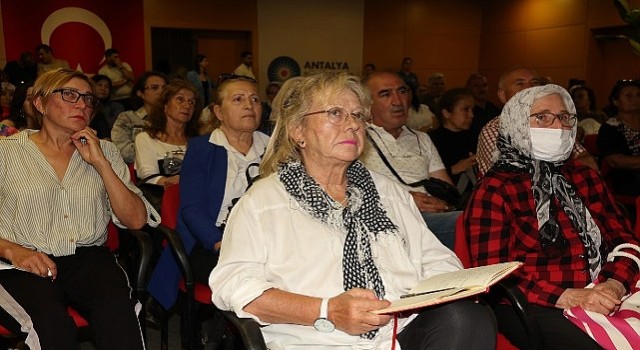 Büyükşehirden çiçek yetiştiriciliği eğitimi