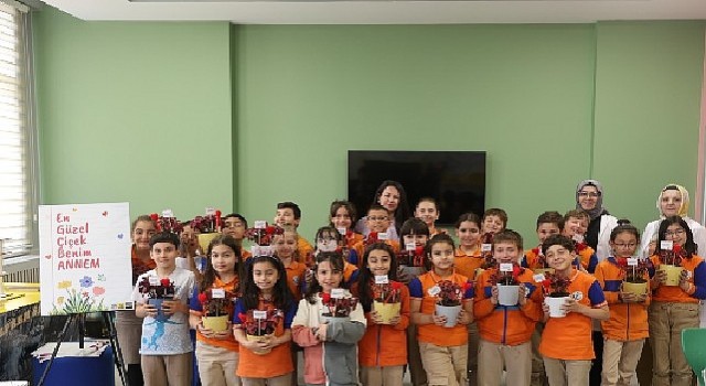 Büyükşehirin “Yerli Tohum Milli Tarım” Projesinde ”En Güzel Çiçek Benim Annem” Etkinliği