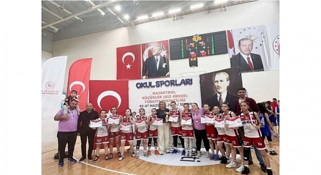 Canik Belediyespordan Çifte Türkiye Şampiyonluğu