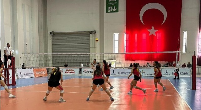 Festival Voleybolda ilk ödüller verildi