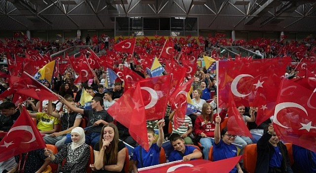 Geleneksel Çocuk Şenliği ve Türk Günlerinde yer aldı