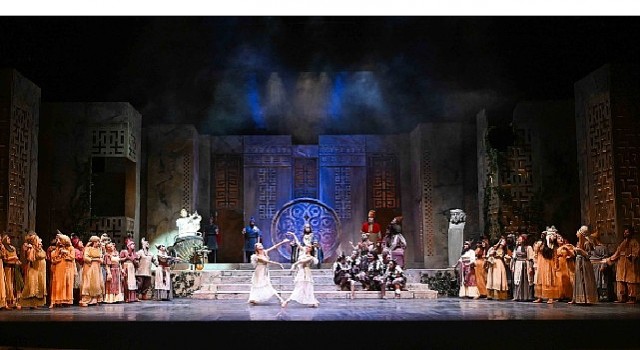 İzmir DOB 2024-25 Sezonu MİDASIN KULAKLARI Operası Prömiyer