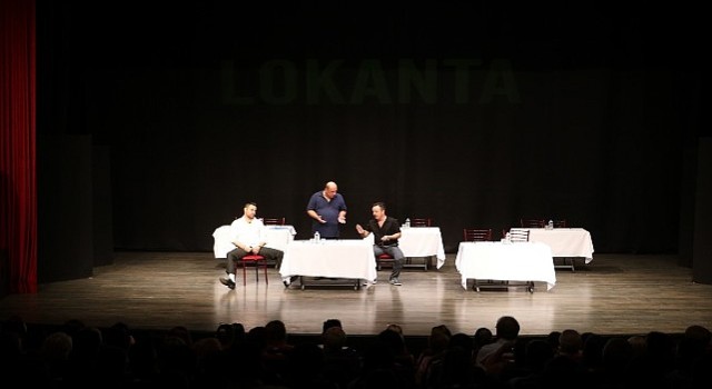 Başkan Çerçioğlu Vatandaşları Tiyatro ile Buluşturdu