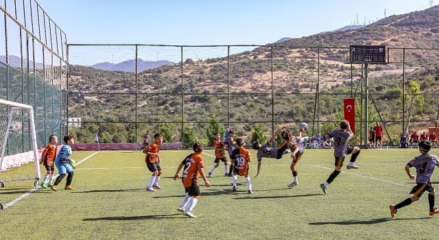 Bayraklıda anlamlı turnuva Ferdi Zeyrek U-12 Cup futbol turnuvası başlıyor!
