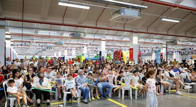 Çocuklara Başkan Çerçioğlundan Tatil Hediyesi: Karne Şenliği Coşkuyla Tamamlandı