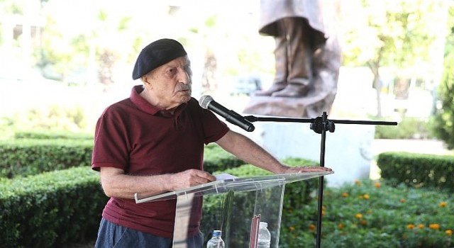 Dünya şairi Nazım Hikmet, Karşıyakada şiirleriyle anıldı