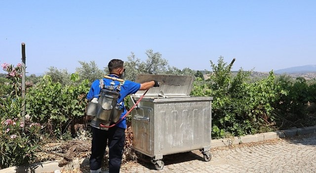Efes Selçukta Halk Sağlığı İçin Kapsamlı İlaçlama Seferberliği